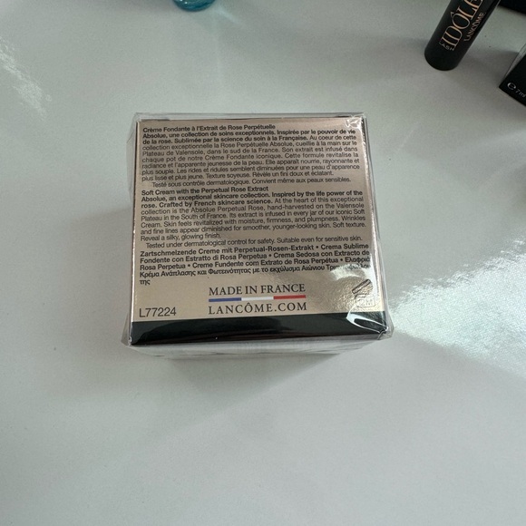 Lancome Skincare Bundle - Picture 3 of 5